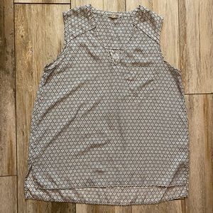 Pleione notch collar shell, Medium